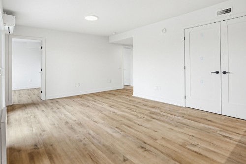 Living Room - 1-70 Rue Alexandre, Lachute, QC - Indoor Photo Showing Other Room