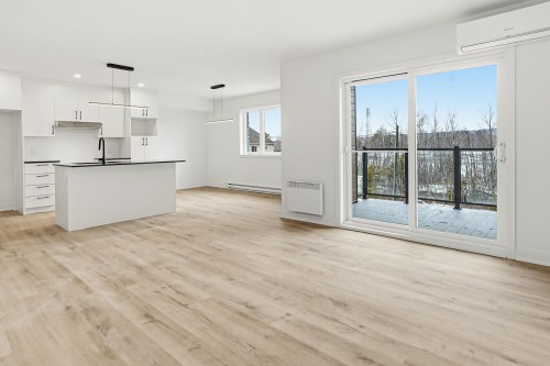 Overall view - 1-70 Rue Alexandre, Lachute, QC - Indoor Photo Showing Kitchen