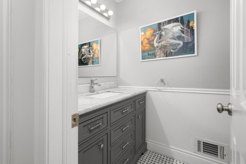 Salle d'eau - 318 Av. Berkshire, Beaconsfield, QC - Indoor Photo Showing Bathroom