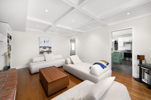 Salle familiale - 318 Av. Berkshire, Beaconsfield, QC - Indoor Photo Showing Living Room