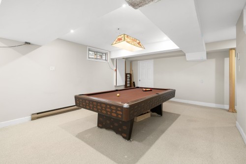 Salle de jeux - 318 Av. Berkshire, Beaconsfield, QC - Indoor Photo Showing Other Room