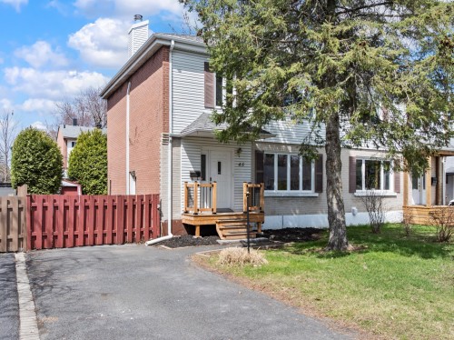 45 Rue Staveley  Saint-Bruno-De-Montarville, QC J3V 1M5