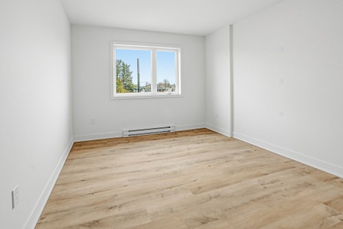 Bedroom - 6-70 Rue Alexandre, Lachute, QC - Indoor Photo Showing Other Room