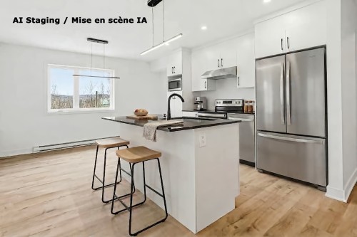 Cuisine - 8-70 Rue Alexandre, Lachute, QC - Indoor Photo Showing Kitchen With Upgraded Kitchen