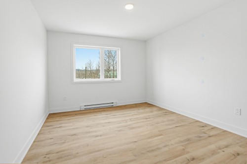 Chambre à coucher principale - 8-70 Rue Alexandre, Lachute, QC - Indoor Photo Showing Other Room