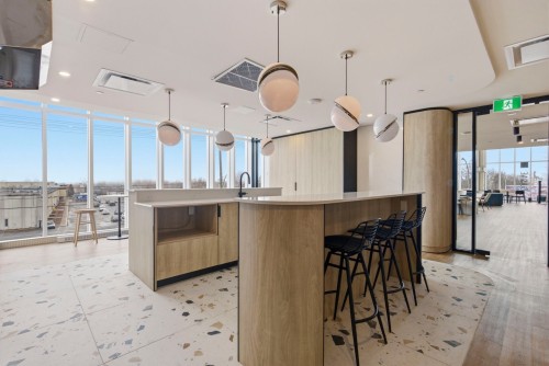 Cafeteria - 105-5606 Av. Pierre-De Coubertin, Montréal-Est, QC - Indoor Photo Showing Other Room