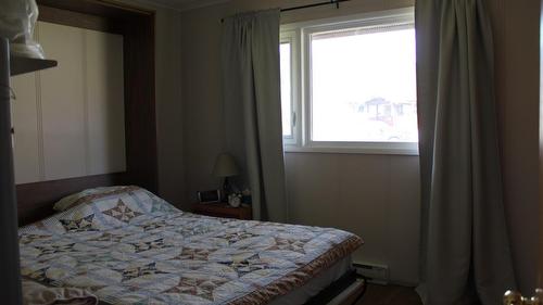 119 2Nd Avenue, Nakusp, BC - Indoor Photo Showing Bedroom