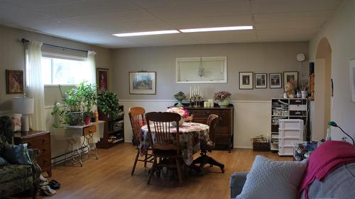 119 2Nd Avenue, Nakusp, BC - Indoor