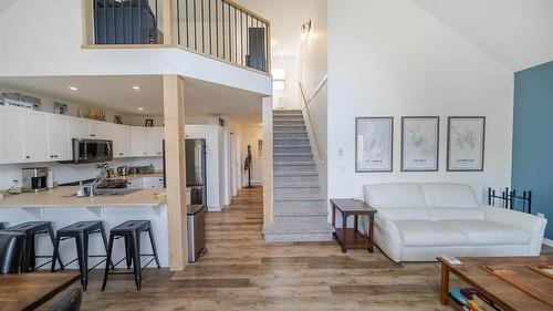 9934 Osprey Landing Drive, Wardner, BC - Indoor