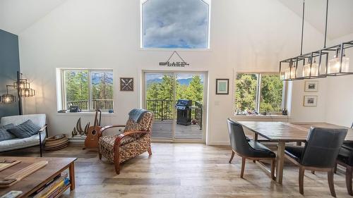 9934 Osprey Landing Drive, Wardner, BC - Indoor