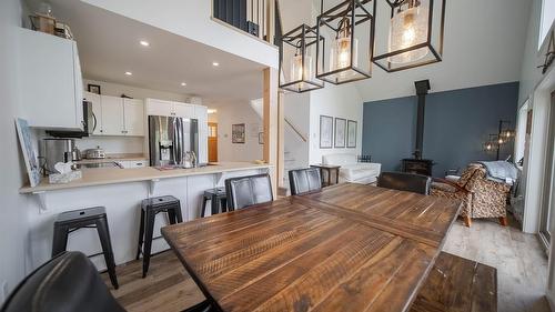 9934 Osprey Landing Drive, Wardner, BC - Indoor Photo Showing Dining Room