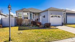 29-1101 Cameron Avenue Kelowna, BC V1Y 8V7