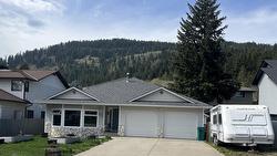 2034 Saddleview Avenue  Lumby, BC V0E 2G0