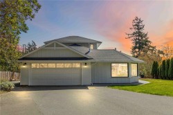 77 View Royal Ave View Royal, BC V9B 1A6