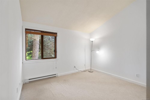 205-2341 Harbour Rd, Sidney, BC 