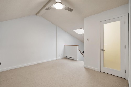 205-2341 Harbour Rd, Sidney, BC 