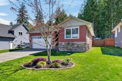 3028 Swanson St Courtenay, BC V9N 0C9