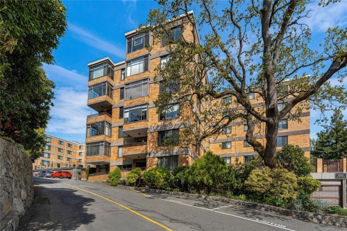 205-2910 Cook St  Victoria, BC V8T 3S7