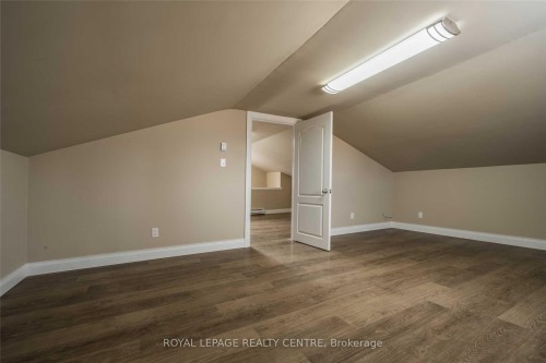 4-5425 Eighth Line, Milton, ON - Indoor Photo Showing Other Room