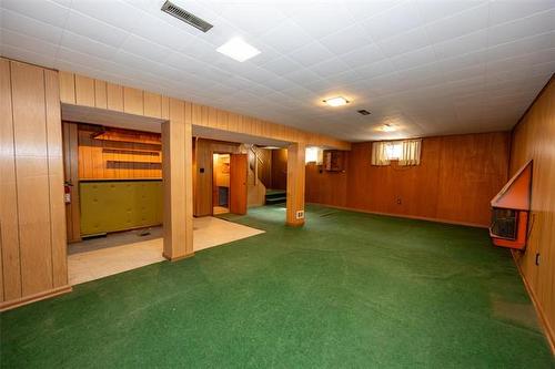 427 Thompson Dr, Winnipeg, MB 