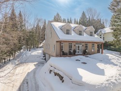 74 Rue Balmoral  Morin-Heights, QC J0R 1H0