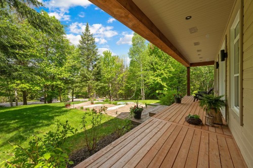 Entrée extérieure - 74 Rue Balmoral, Morin-Heights, QC - Outdoor With Deck Patio Veranda