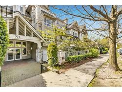 208 333 E 1ST STREET  North Vancouver, BC V7L 4W9