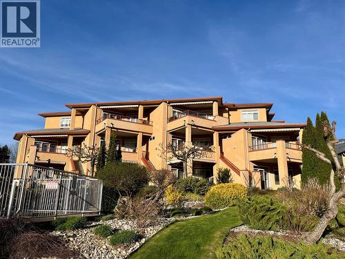 714 Riverside Avenue Unit# 32  Sicamous, BC V0E 2V1