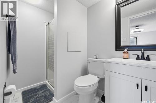 223 217B Cree Place, Saskatoon, SK - Indoor Photo Showing Bathroom