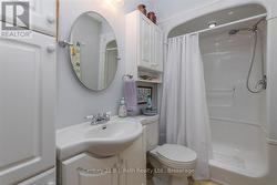 Second Floor Bath - 