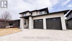 421 PEARCE STREET  North Bay (Airport), ON P1C 1M8