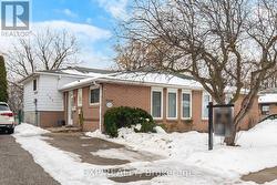 107 ARCHDEKIN DRIVE Brampton, ON L6V 1Y8