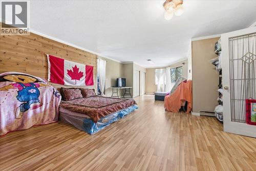 8163 Buchanan Road, Coldstream, BC - Indoor Photo Showing Bedroom