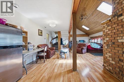 8163 Buchanan Road, Coldstream, BC - Indoor