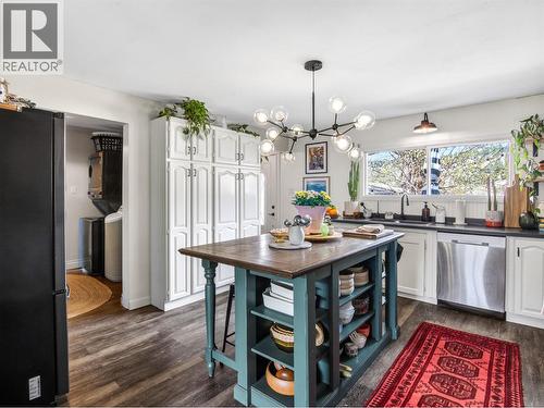 8114 River Road, Oliver, BC - Indoor