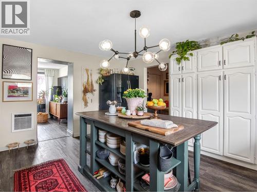 8114 River Road, Oliver, BC - Indoor Photo Showing Dining Room