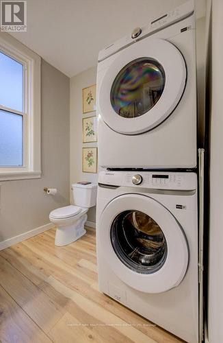 8 Spring Street E, Waterloo, ON - Indoor Photo Showing Laundry Room