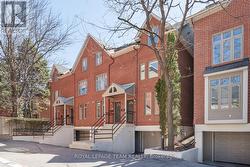 10 - 72 GREENFIELD AVENUE  Ottawa, ON K1S 0X7