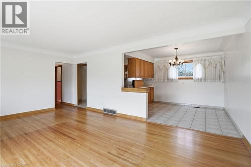 347 Hixon Road, Hamilton, ON - Indoor Photo Showing Other Room
