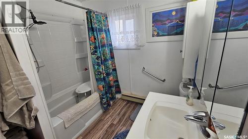 97 Ferguson Bay, Reid Lake, SK - Indoor Photo Showing Bathroom