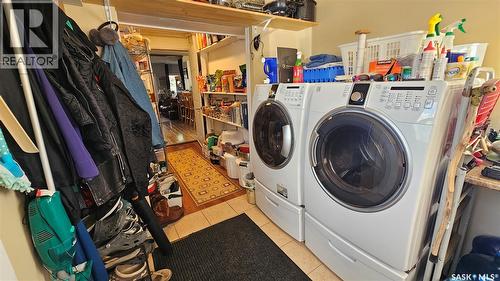 97 Ferguson Bay, Reid Lake, SK - Indoor Photo Showing Laundry Room