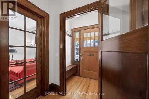 23 Woodlawn Avenue, Ottawa, ON - Indoor Photo Showing Other Room