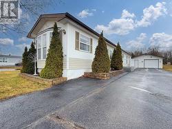 34 SUNSET LANE Horton, ON K7V 0A5