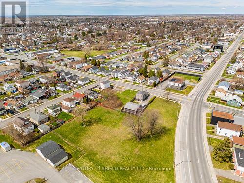 20 Eleventh Street W, Cornwall, ON 