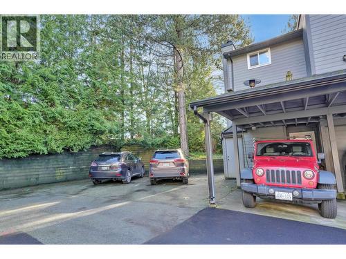 202 Balmoral Place, Port Moody, BC - Outdoor