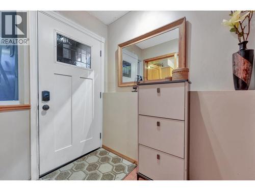 202 Balmoral Place, Port Moody, BC - Indoor Photo Showing Other Room