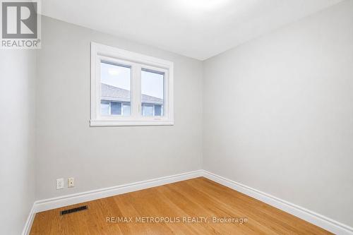 1098 Cedar Street, Oshawa, ON - Indoor Photo Showing Other Room