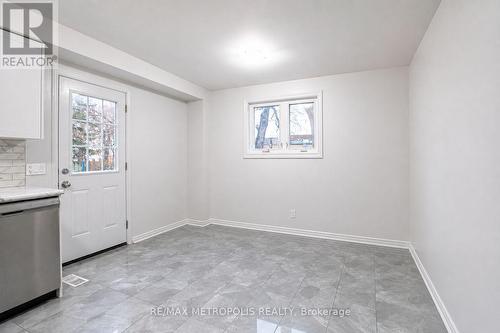 1098 Cedar Street, Oshawa, ON - Indoor