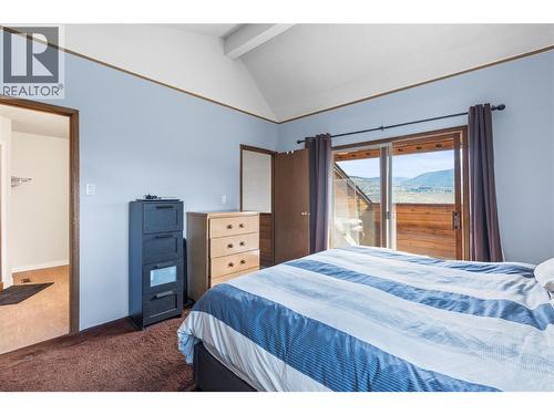 6515 Eagle Road, Vernon, BC - Indoor Photo Showing Bedroom