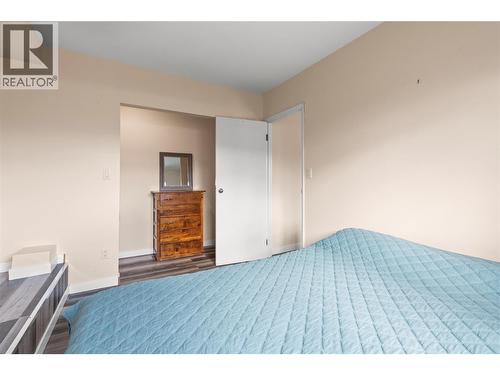 6515 Eagle Road, Vernon, BC - Indoor Photo Showing Bedroom
